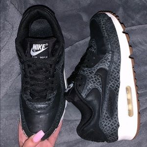 Nike air max